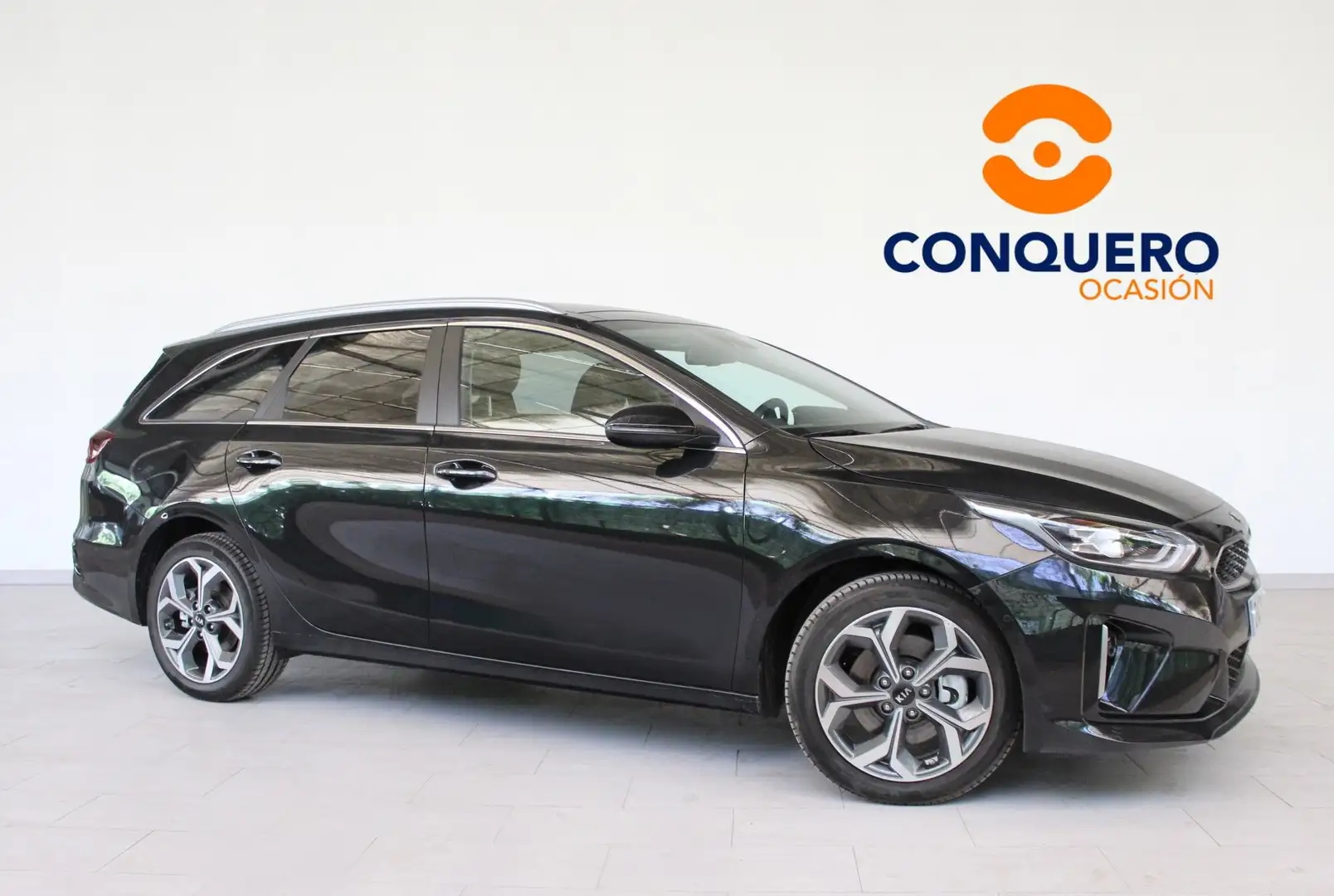 Kia Ceed / cee'd Tourer 1.6 PHEV eMotion Aut. Noir - 1