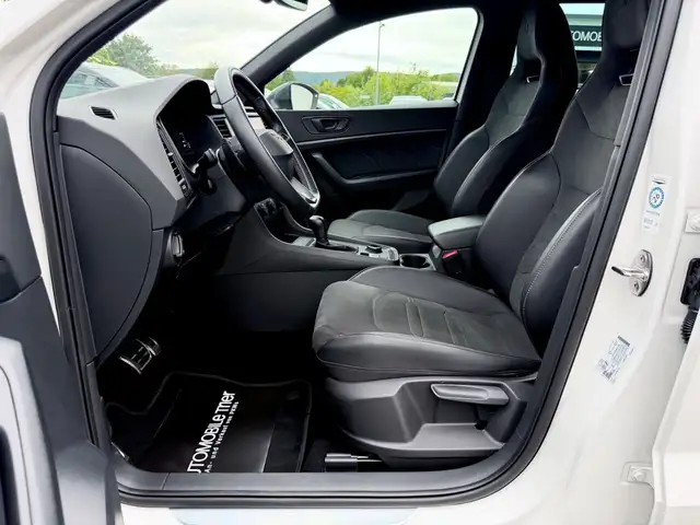 Cupra Ateca view 9