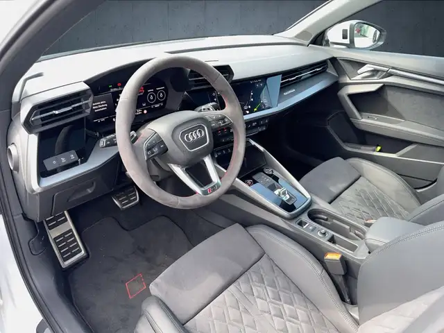 Audi RS3 view 9