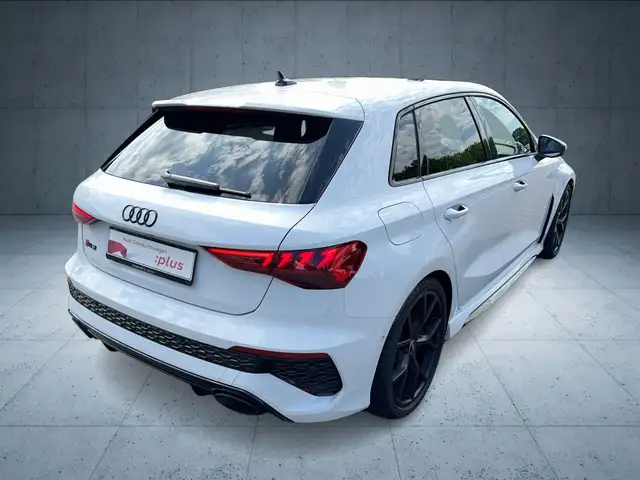 Audi RS3 view 5