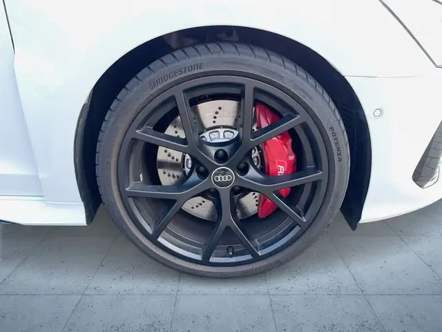 Audi RS3 view 7