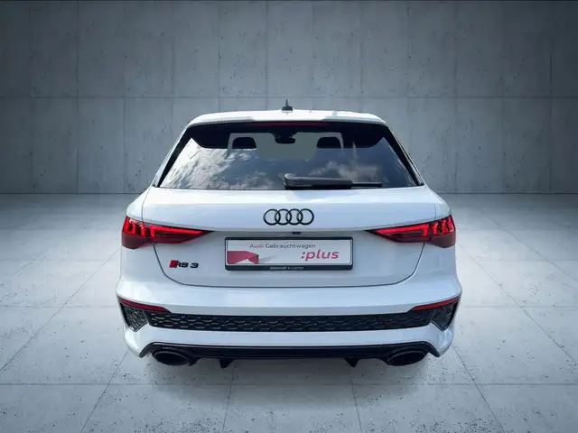 Audi RS3 view 4
