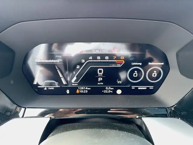 Audi RS3 view 10