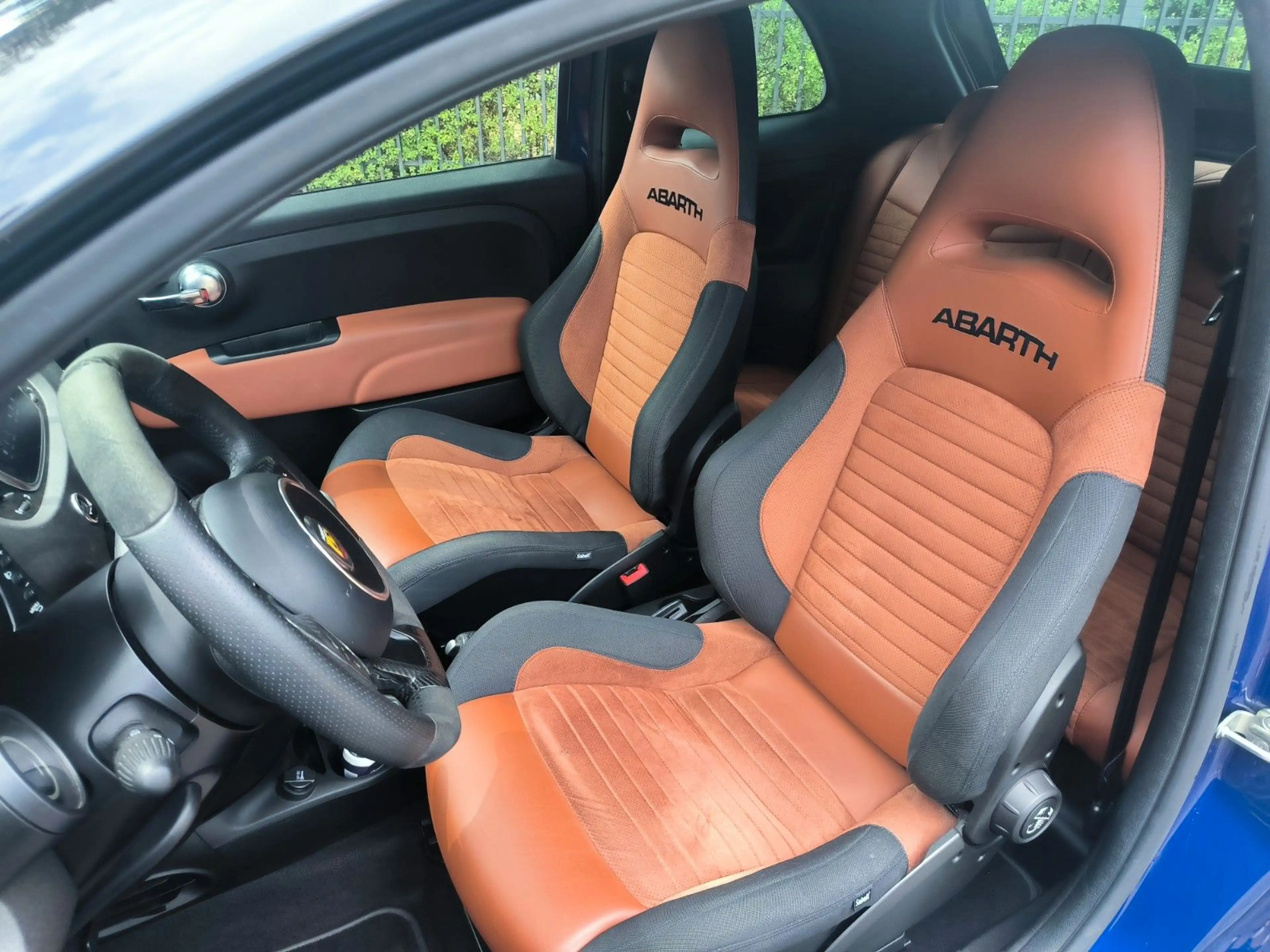 Abarth 500 595 Competizione-Beats-Xenon-Sabelt — photo 7