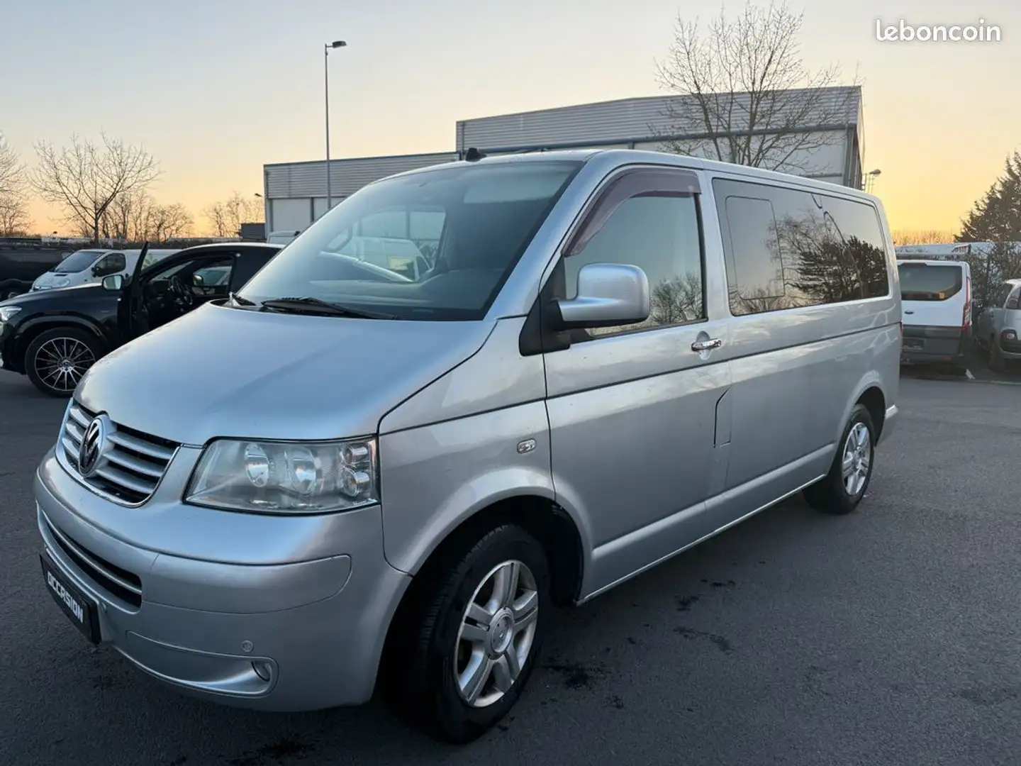 Volkswagen 2.5 TDI 130cv 7places Clim - 1