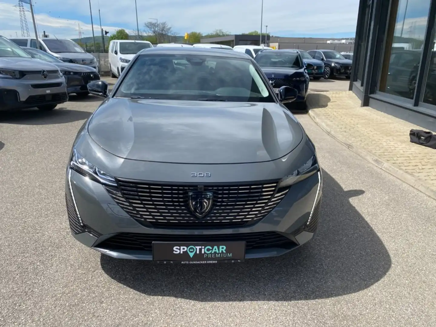 Peugeot 308 SW ALL Hybrid 145 e-DCS6 Grau - 2