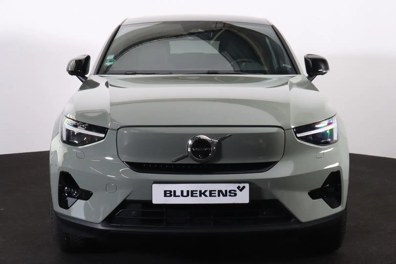 Volvo C40 Extended Range Ultimate 82 kWh - Panoramadak - Int Groen - 2