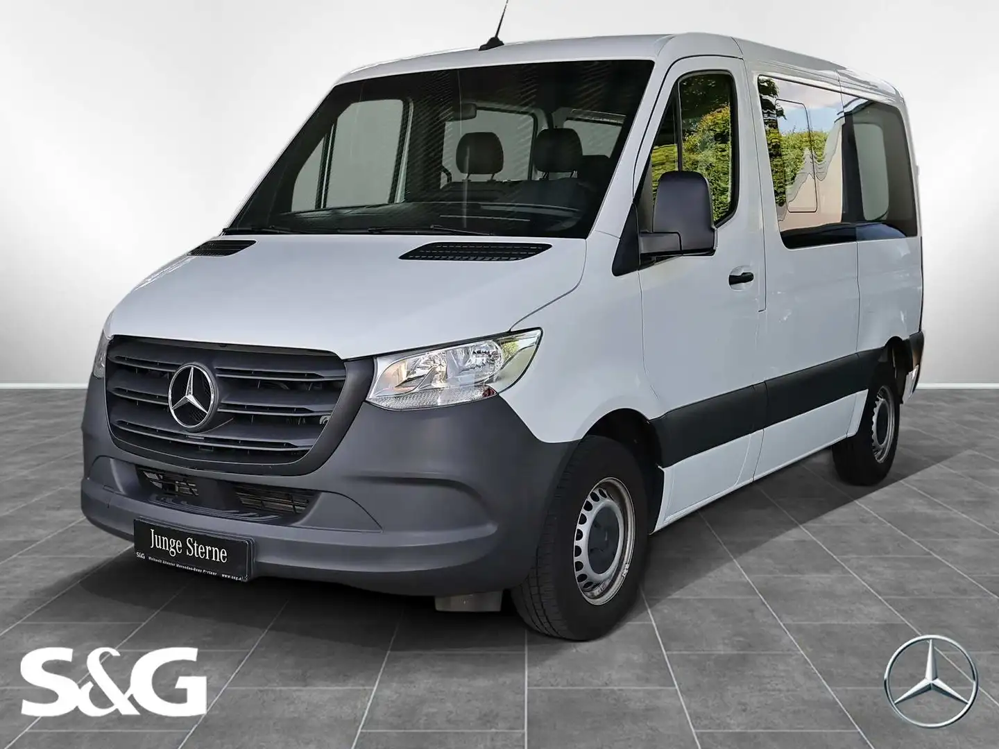Mercedes-Benz Sprinter 211 CDI Tourer Kompakt Blanc - 1