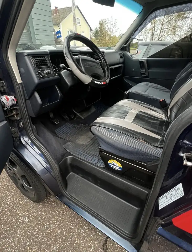 Volkswagen T4 Caravelle TDI 7DK2Y2, foto 2