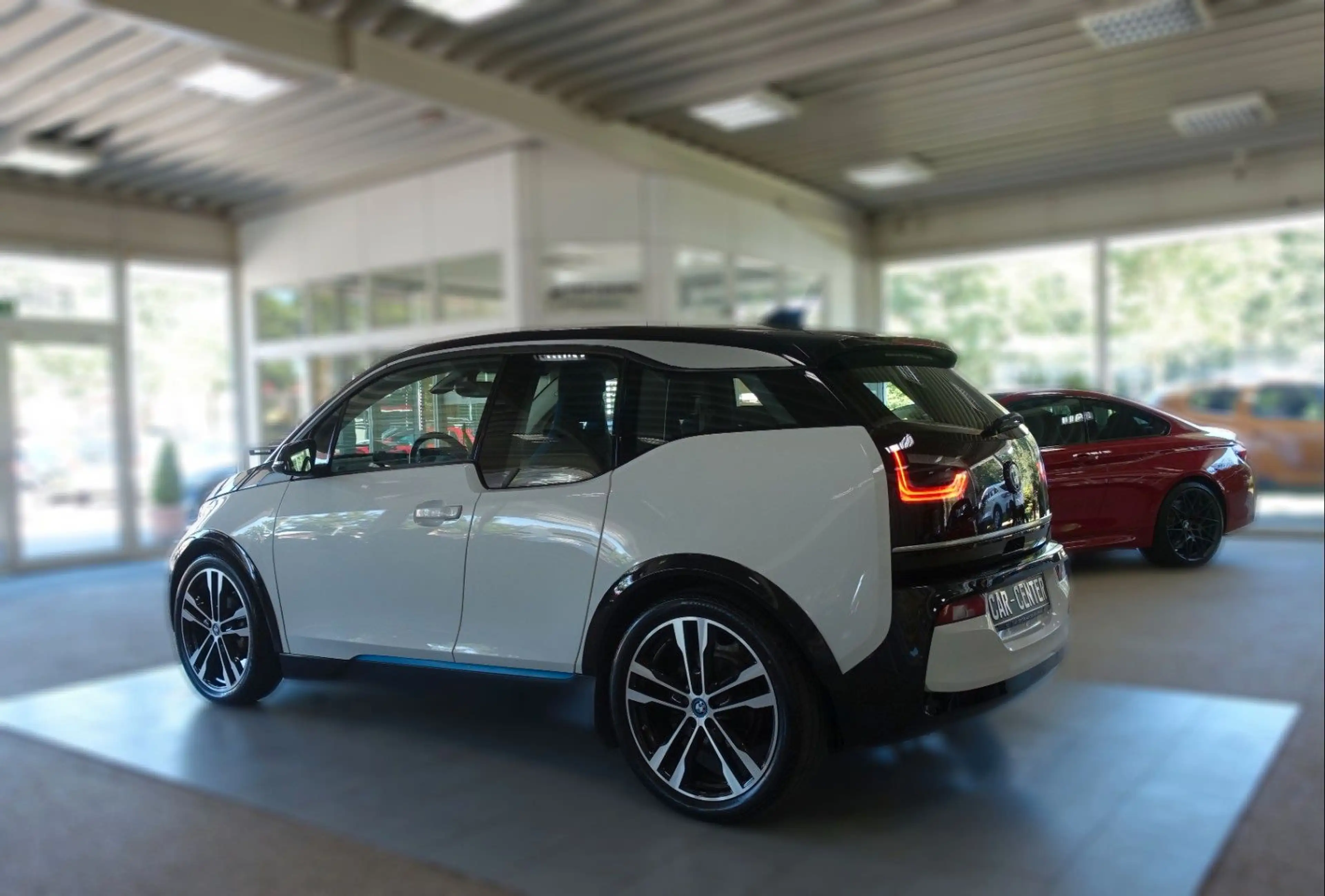 BMW i3 Sport+ Business; NAVpro/ PANO/ Wäpu/ LED/ ACC — photo 10