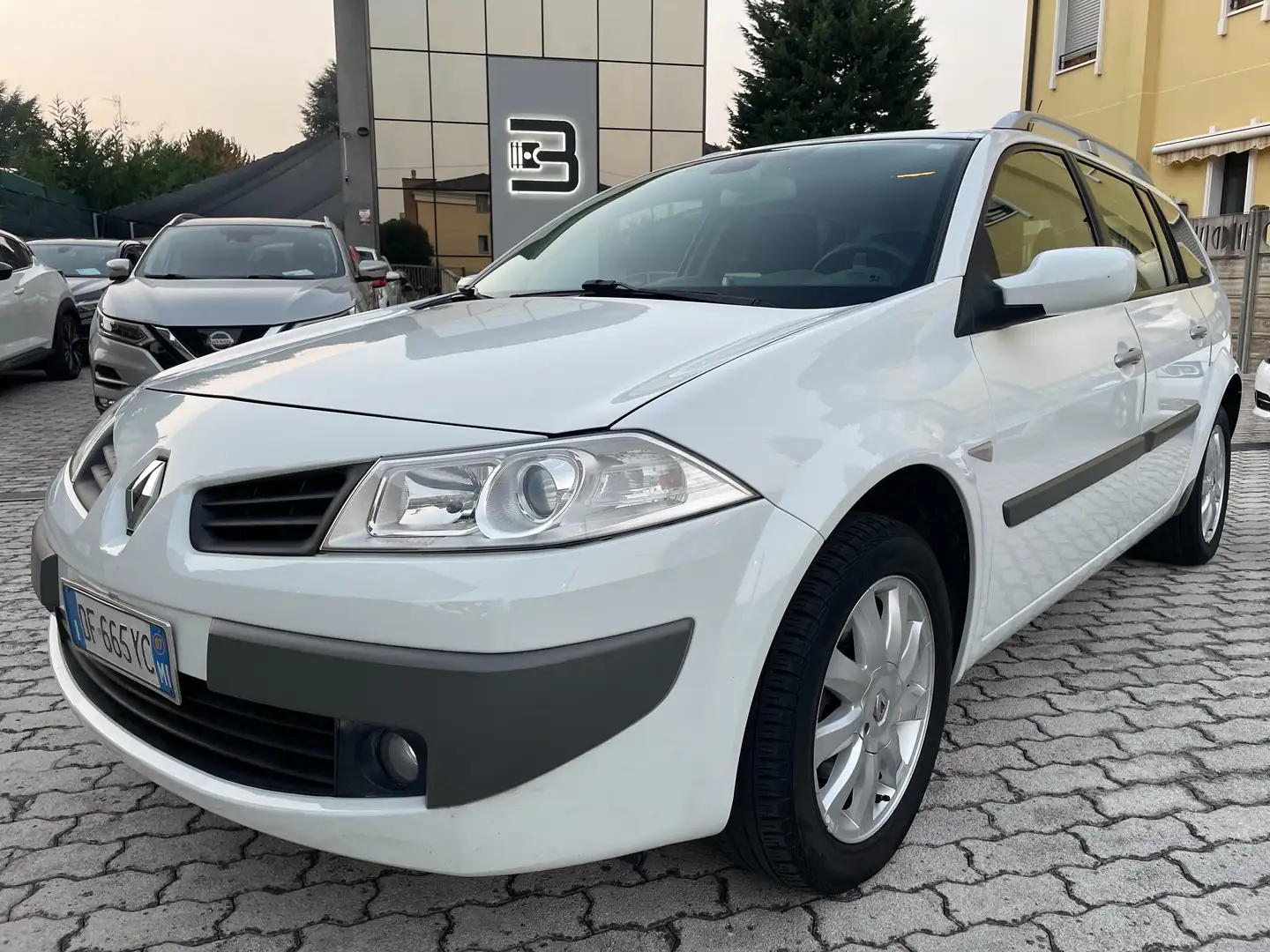 Renault Megane Megane Grandtour 1.6 16v Luxe OTTIME CONDIZIONI !! Blanco - 1
