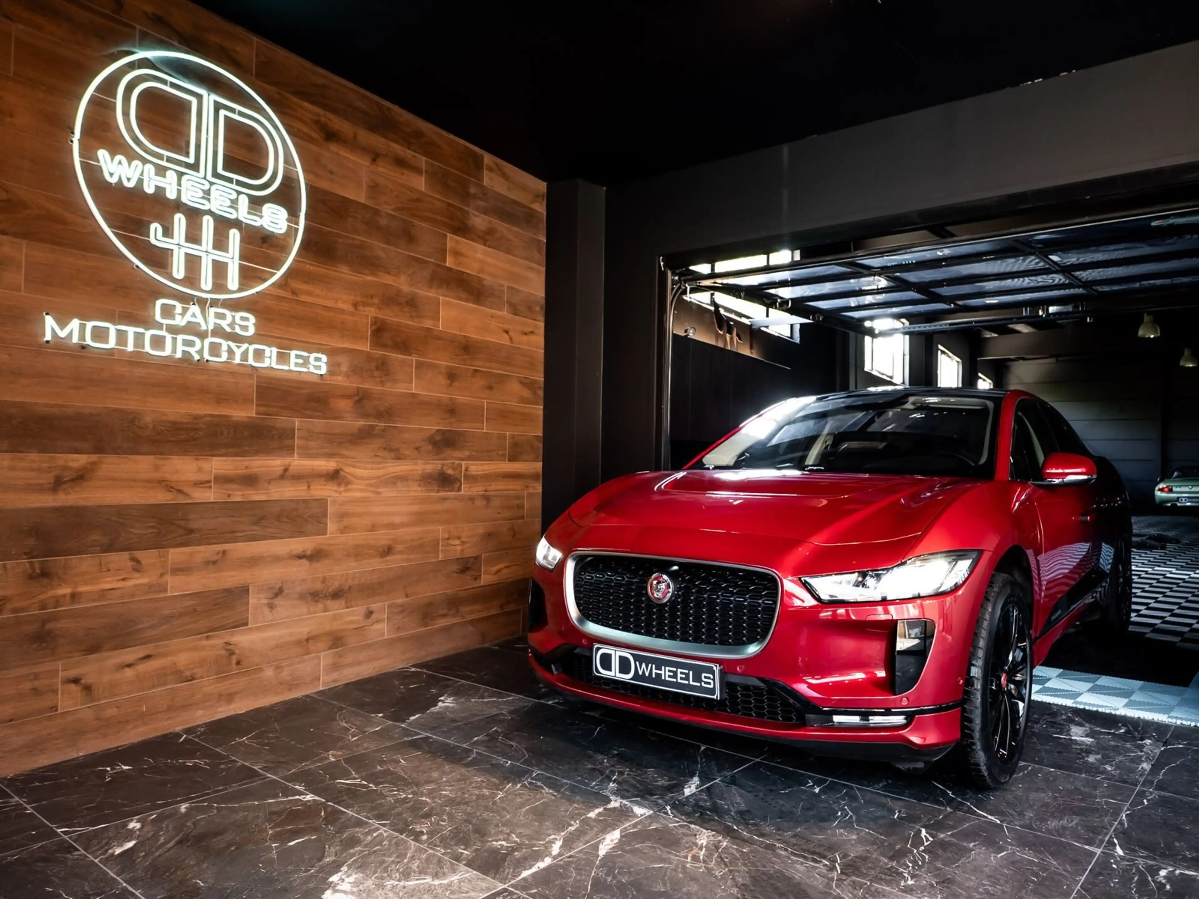 Jaguar I-Pace 90 kWh EV400 S — photo 5