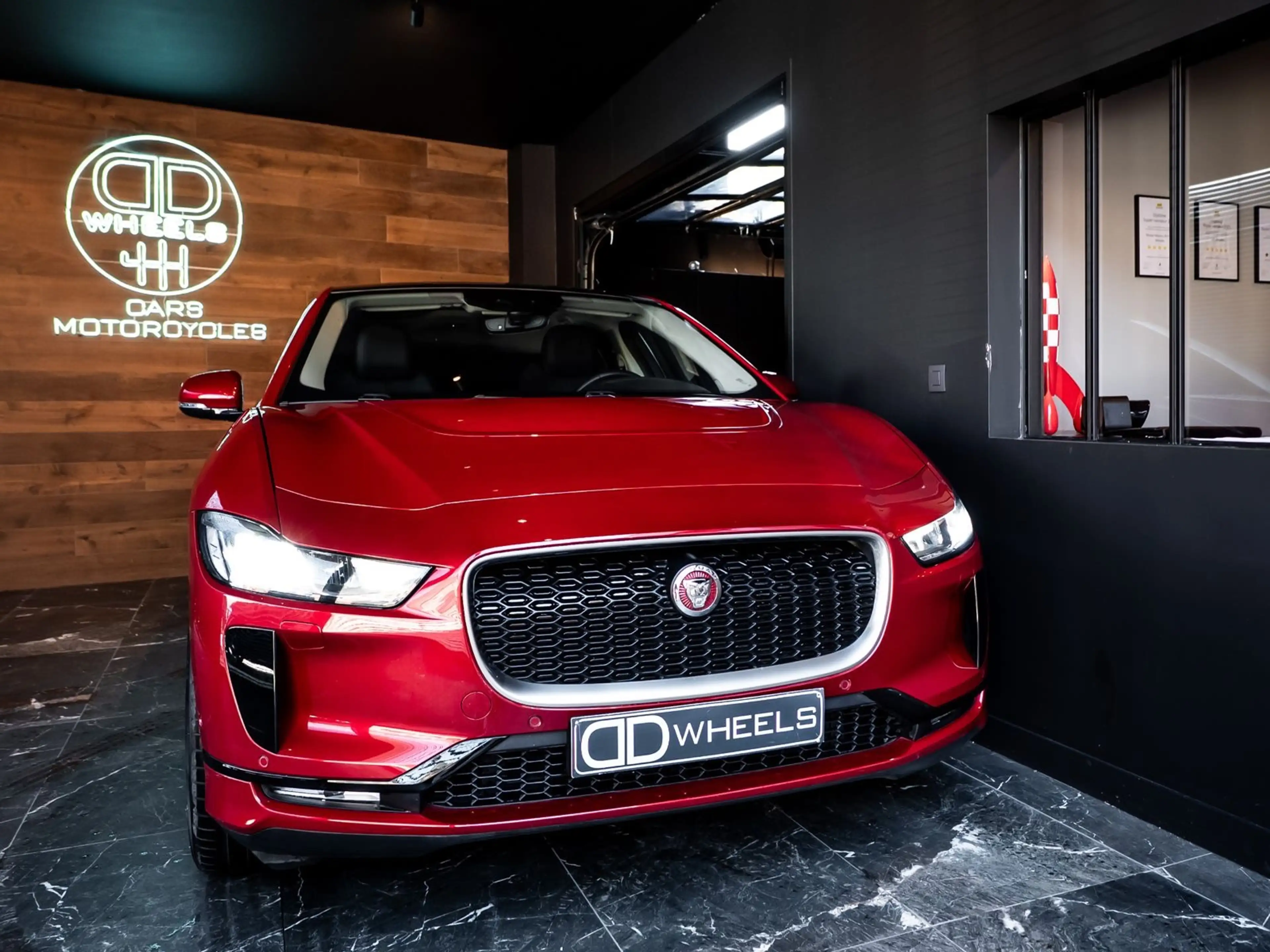 Jaguar I-Pace 90 kWh EV400 S — photo 6