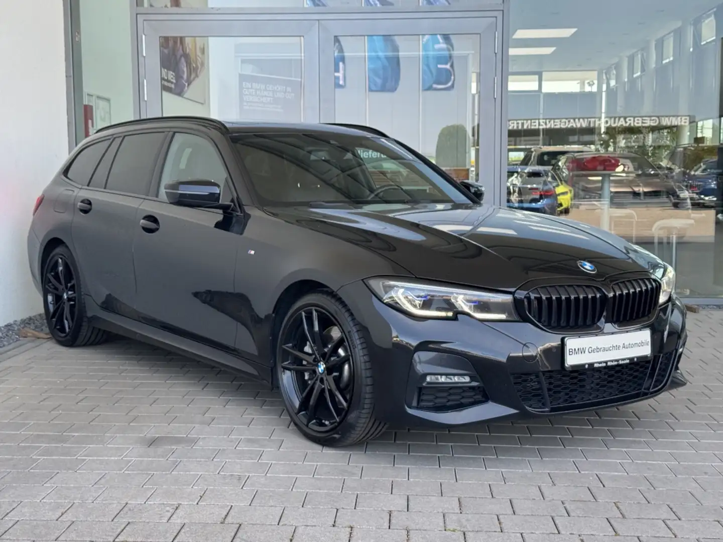 BMW 330 d Touring M Sport Laser.Hifi.Pano.DriveA.Navi Schwarz - 2