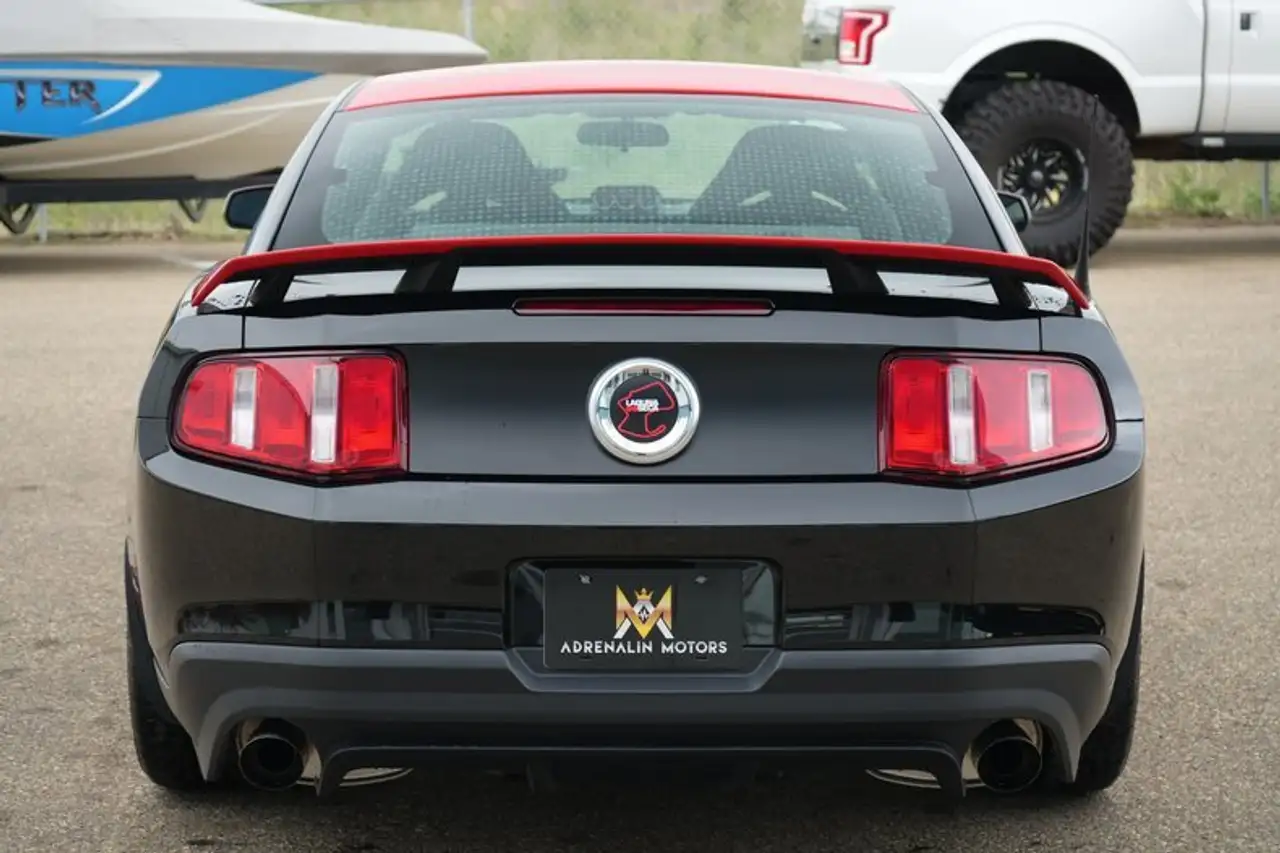 Ford Mustang снимка Ford Mustang
