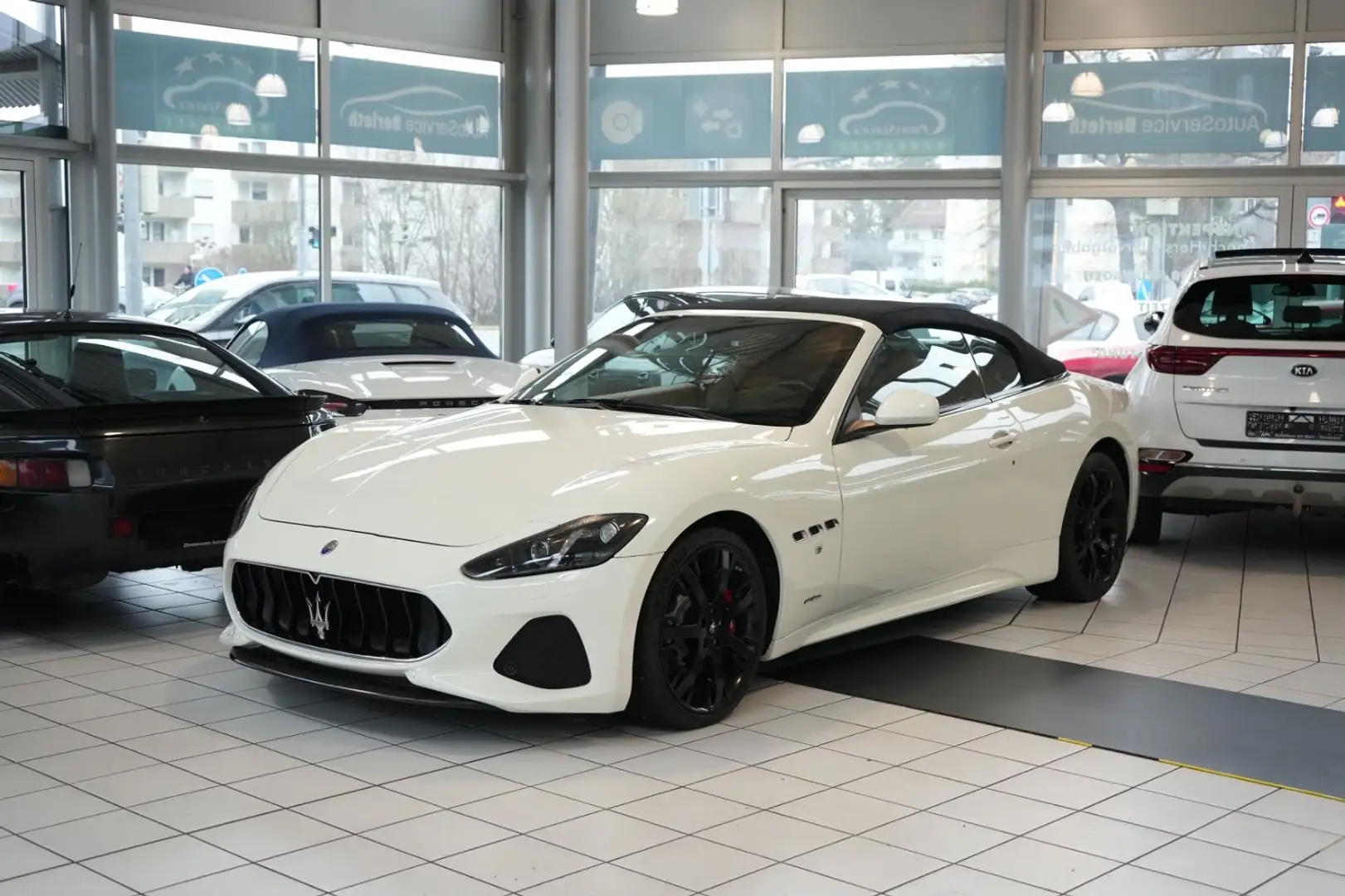 Maserati GranCabrio 4.7 V8 Sport Automatik *Nur 37tkm! Weiß - 2