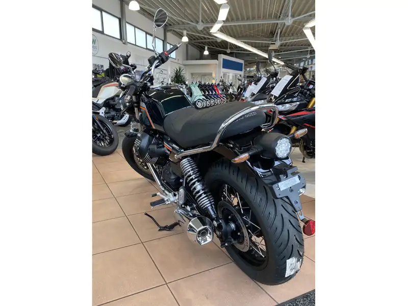 Moto Guzzi V 7 - foto 3