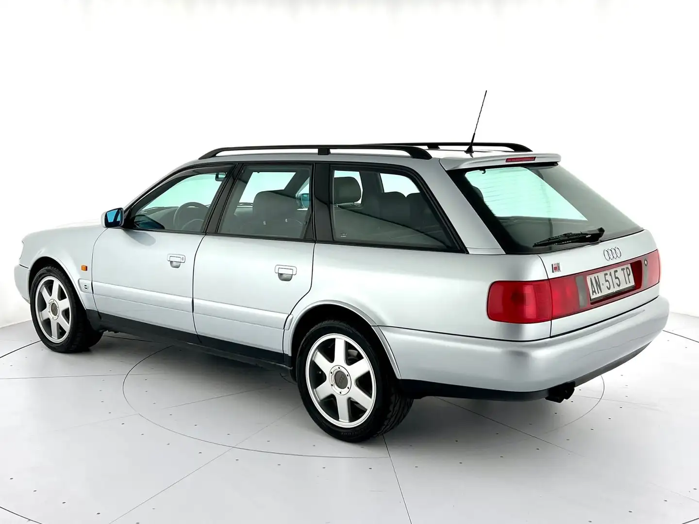 Audi RS6 RS 6 plus Gri - 2