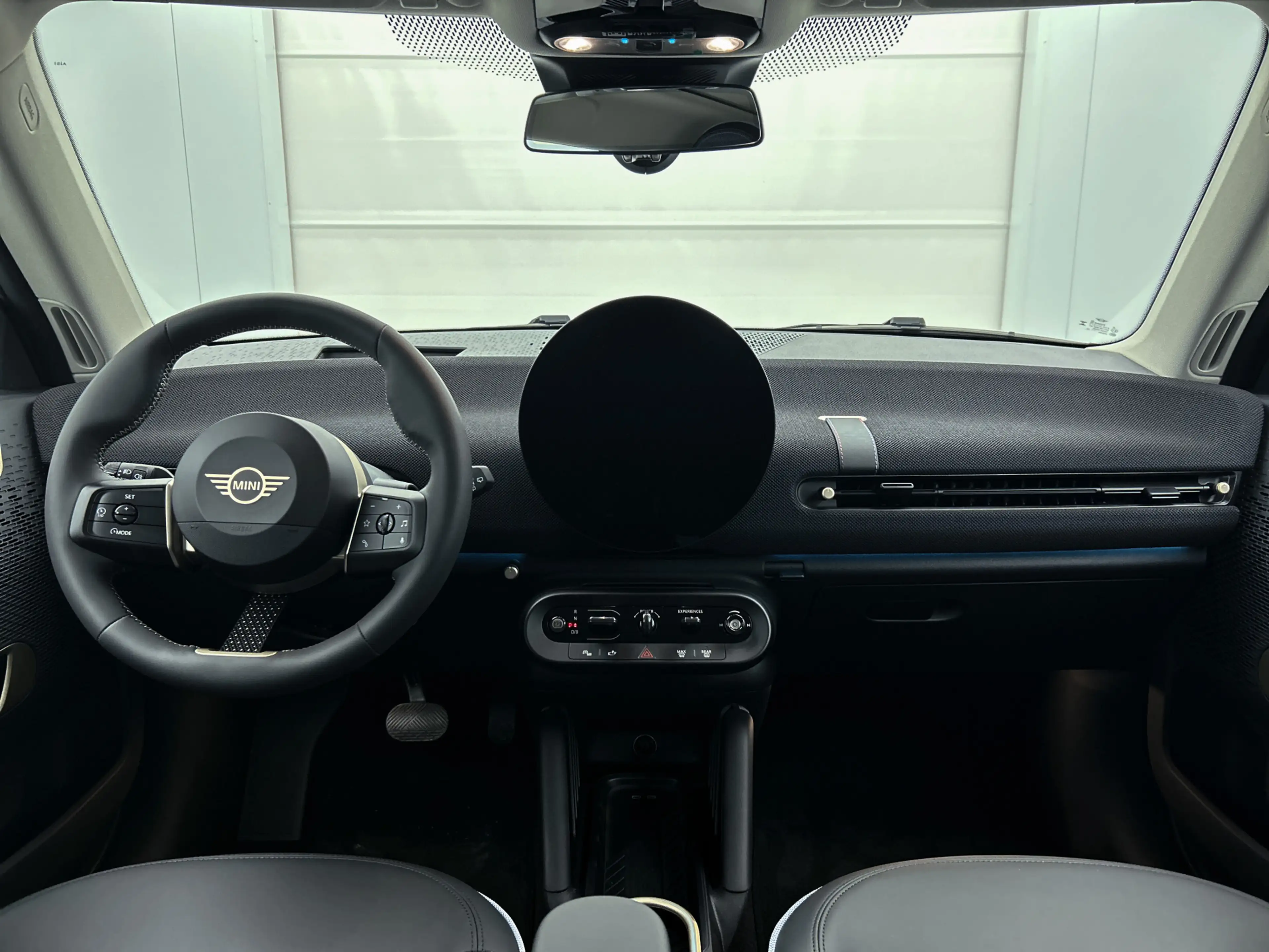 MINI Cooper E Hatchback / Classic / Pakket L / 18 inch Slide Spo — photo 4
