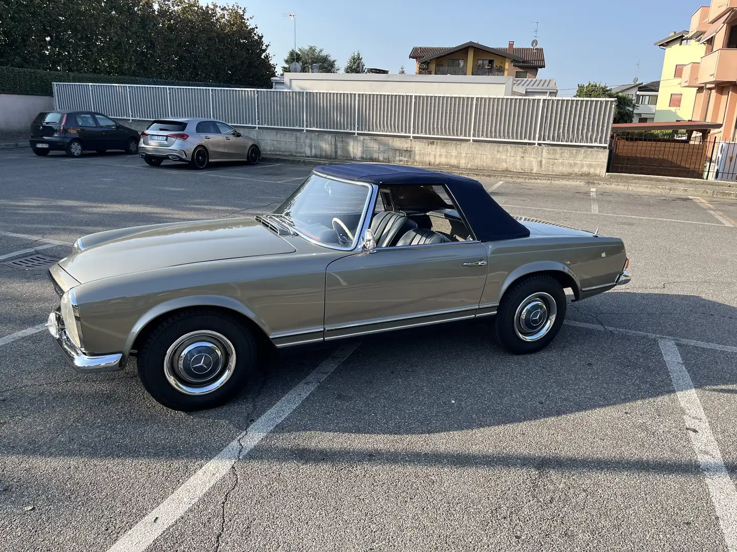 Mercedes-Benz SL 250 Pagoda 250 SL Gold - 2