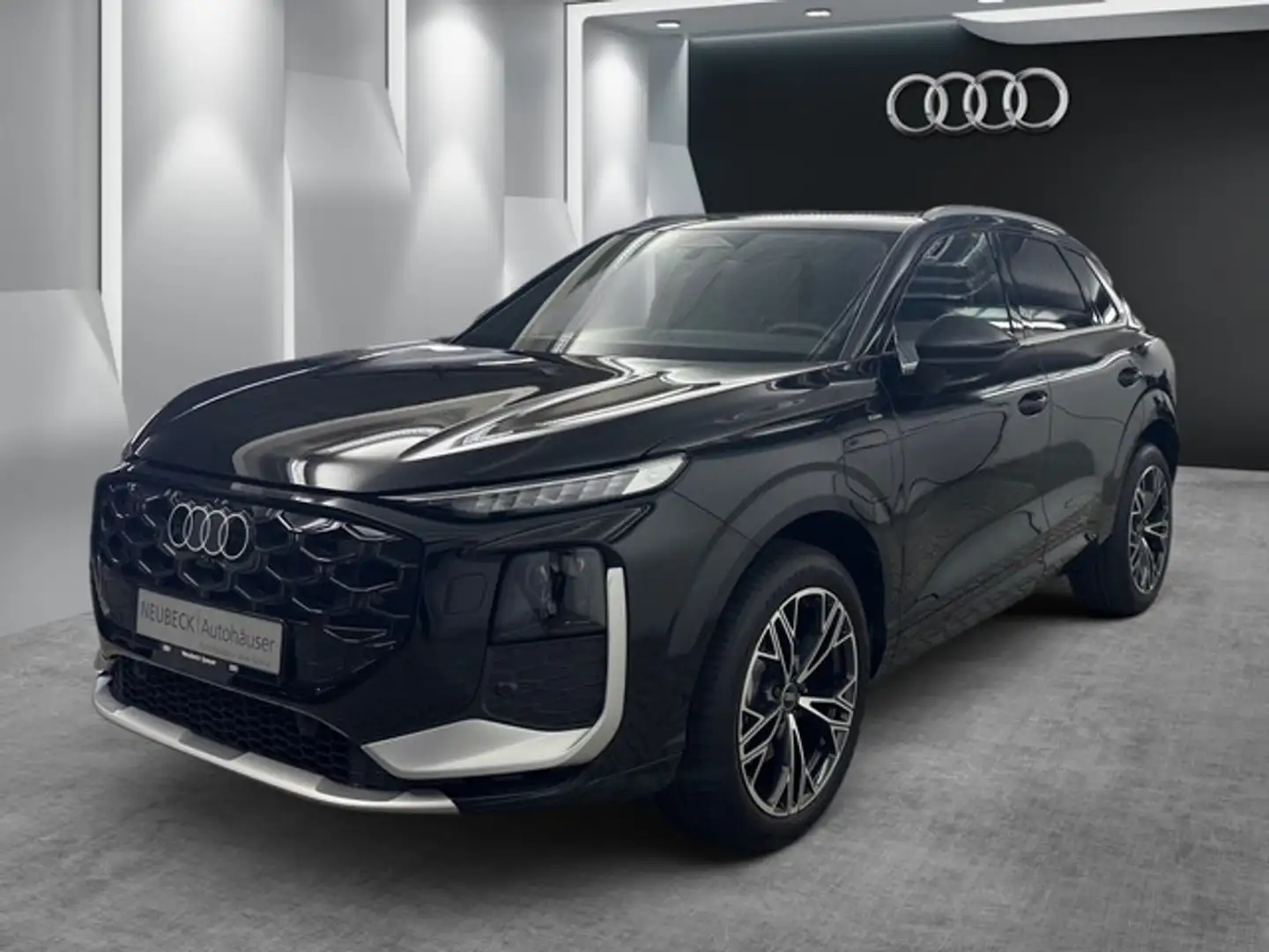 Audi Q3 e-hybrid 200 kW Schwarz - 2