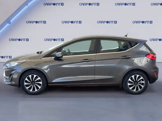 Ford Fiesta view 3