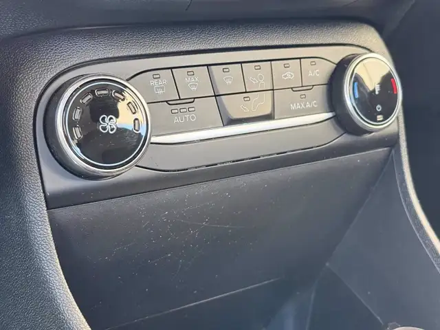 Ford Fiesta view 24