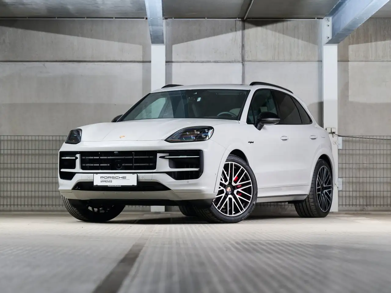 Porsche Cayenne S E-Hybrid Black Edition