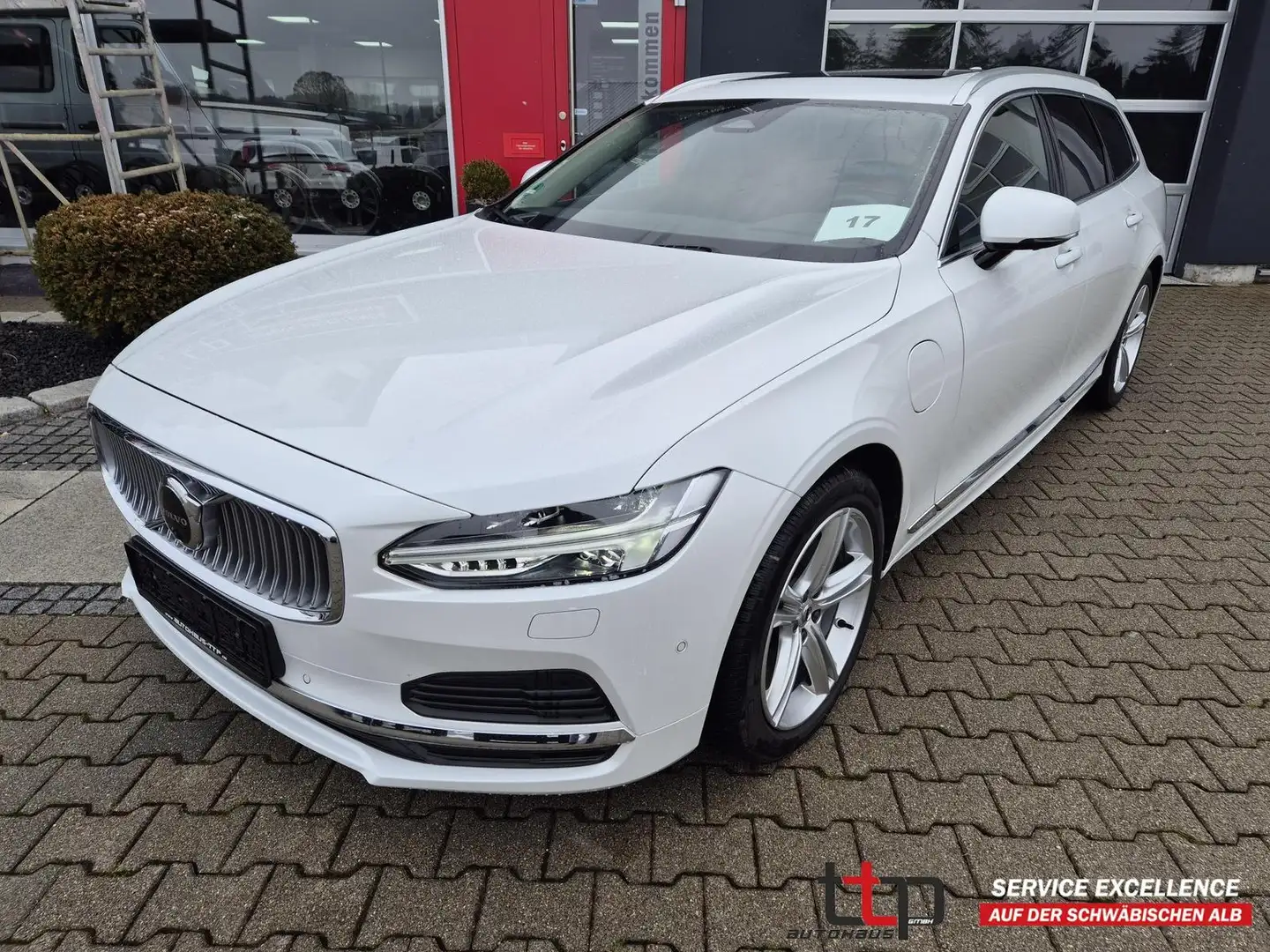 Volvo V90 Recharge AWD Pano 360° AHK Standheiz. Memory Wit - 1