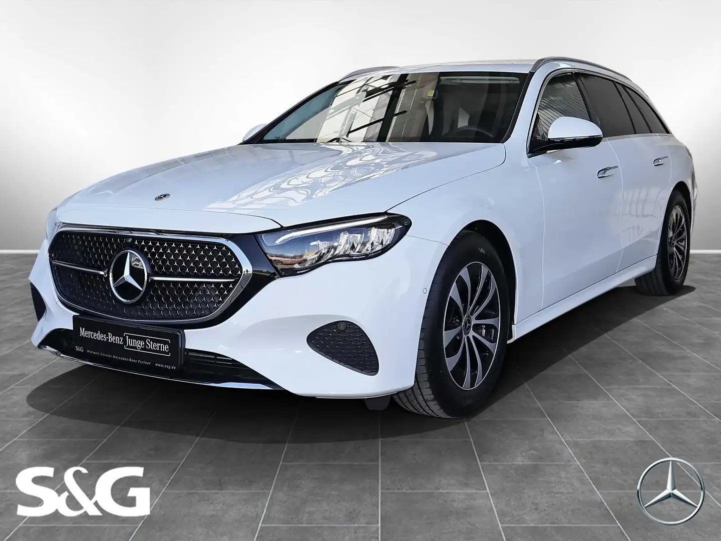 Mercedes-Benz E 220 d T Avantgarde AHK+LED+KAMERA+DISTRONIC Weiß - 1