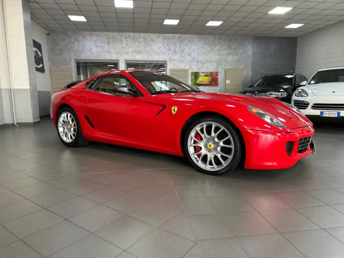 Ferrari 599 GTB Fiorano F1 Rot - 1