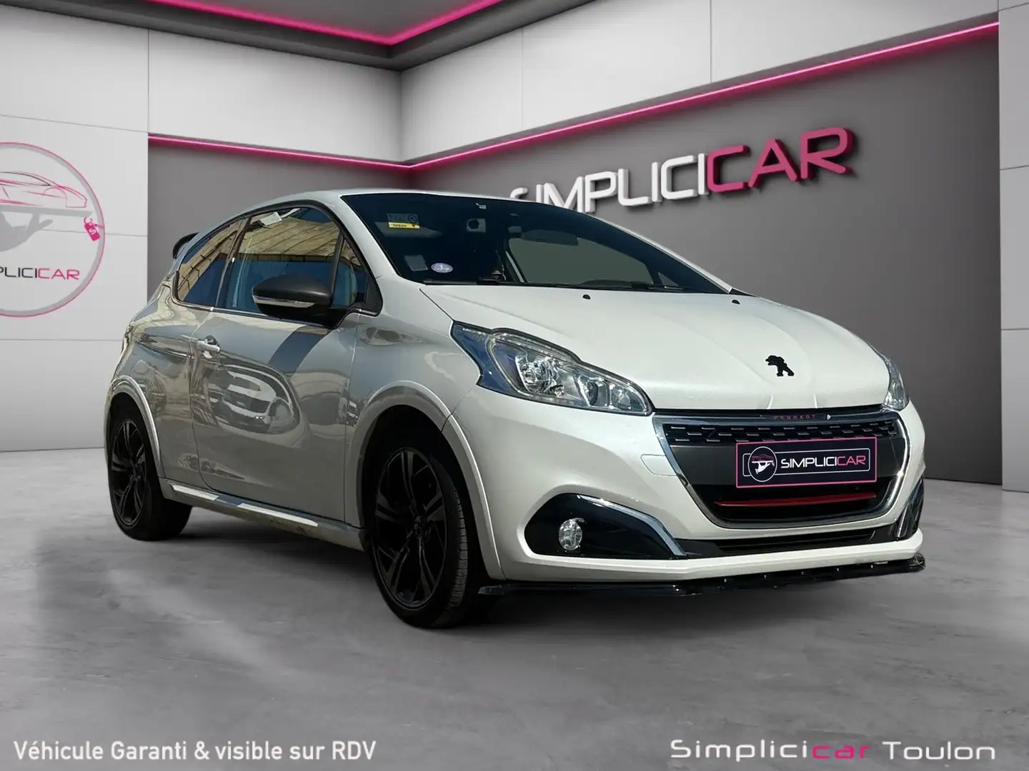 Peugeot 208 GTi Blanco - 1