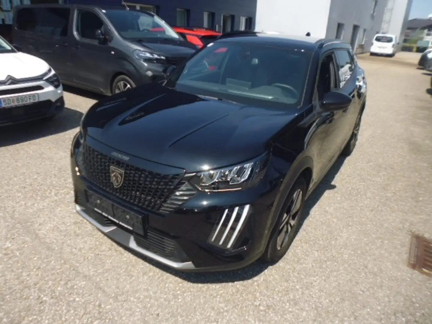 Peugeot 2008 PureTech 100 S&S Allure 6-Gang-Manuell Schwarz - 2