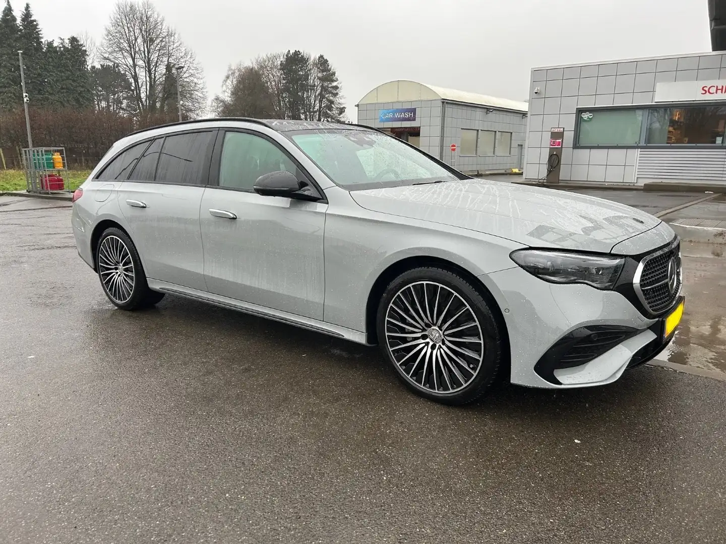 Mercedes-Benz E 300 E Break 300 e PHEV AMG Line (230 kW) Gris - 1