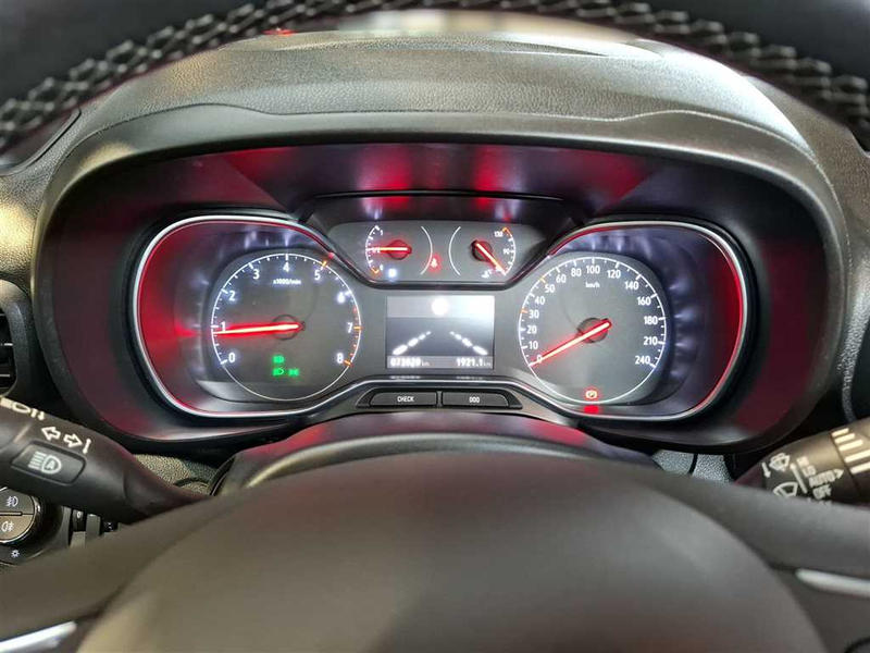 Opel Combo Life Elegance 1.5 Diesel — photo 10