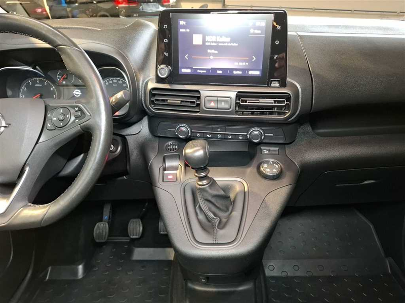 Opel Combo Life Elegance 1.5 Diesel — photo 13