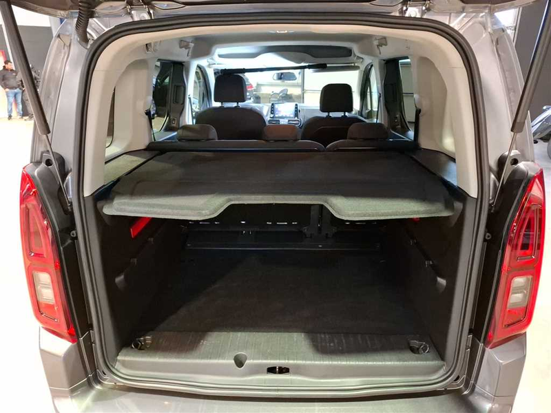 Opel Combo Life Elegance 1.5 Diesel — photo 22