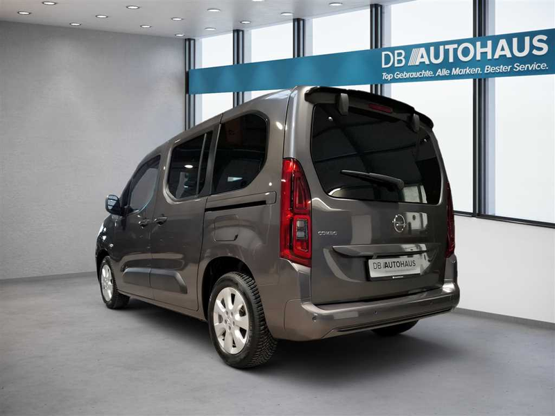 Opel Combo Life Elegance 1.5 Diesel — photo 6
