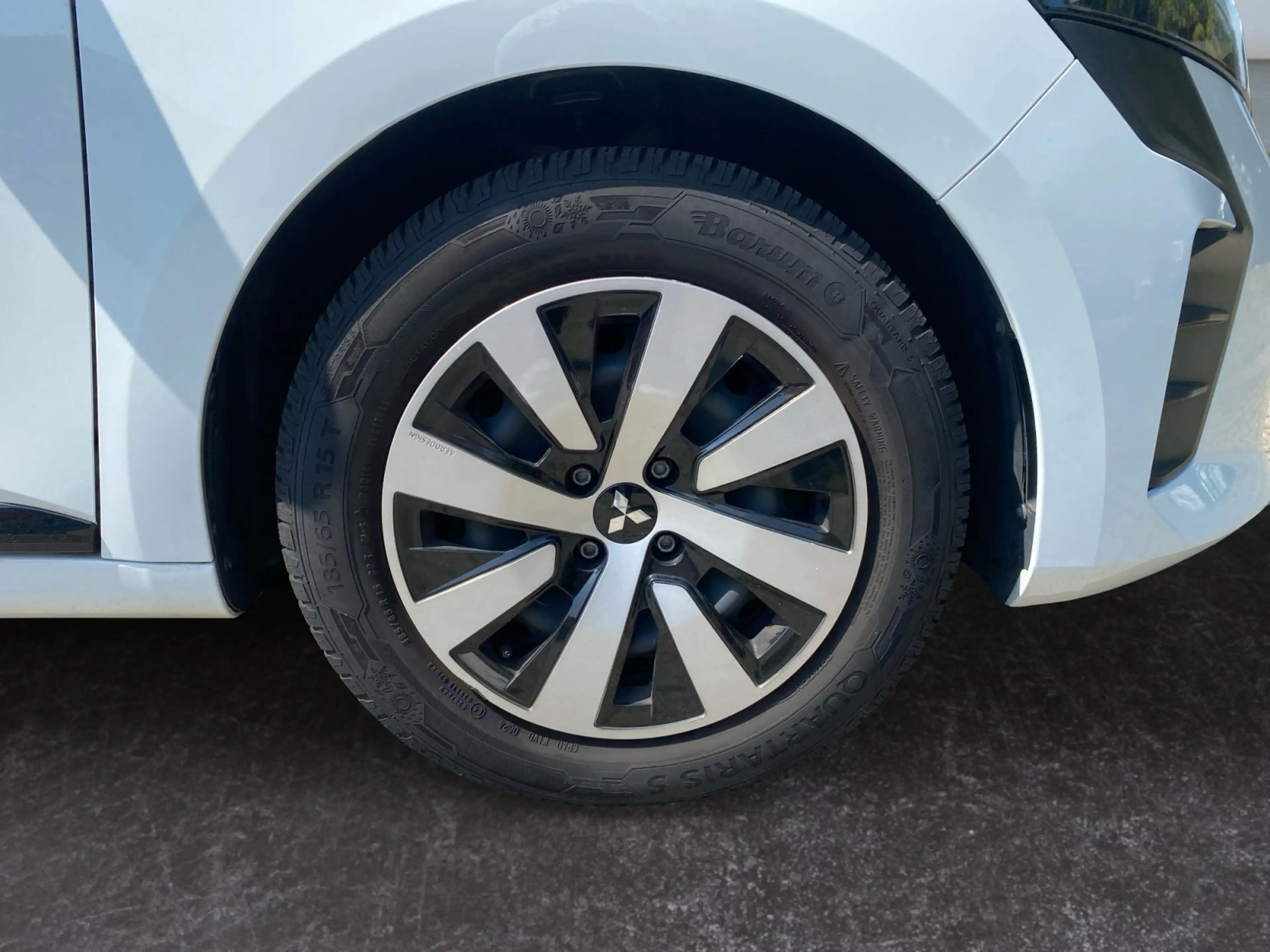 Mitsubishi Colt 1.0 Klima Virtual-Cockpit Tempomat Isofix — photo 15