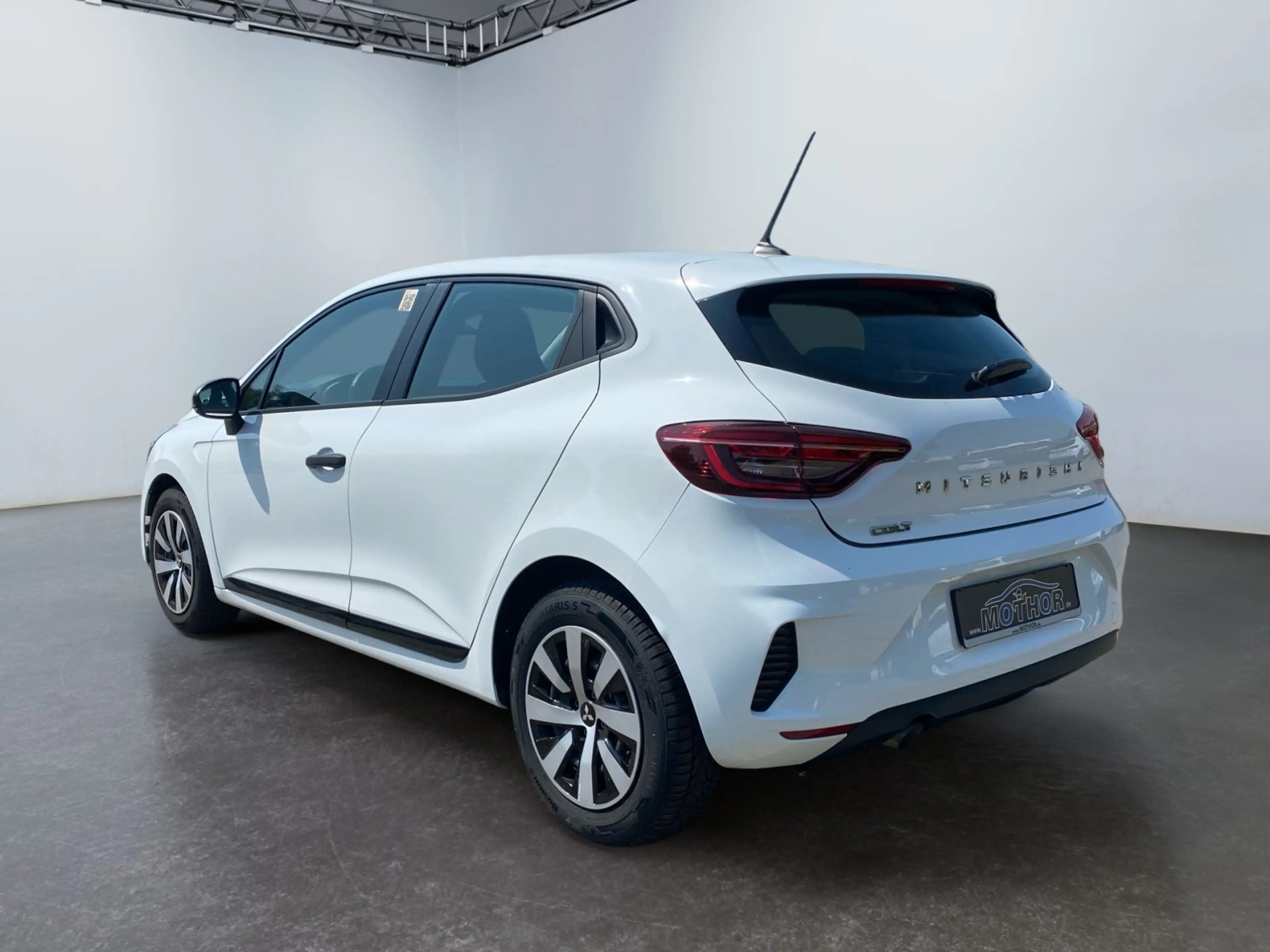 Mitsubishi Colt 1.0 Klima Virtual-Cockpit Tempomat Isofix — photo 4