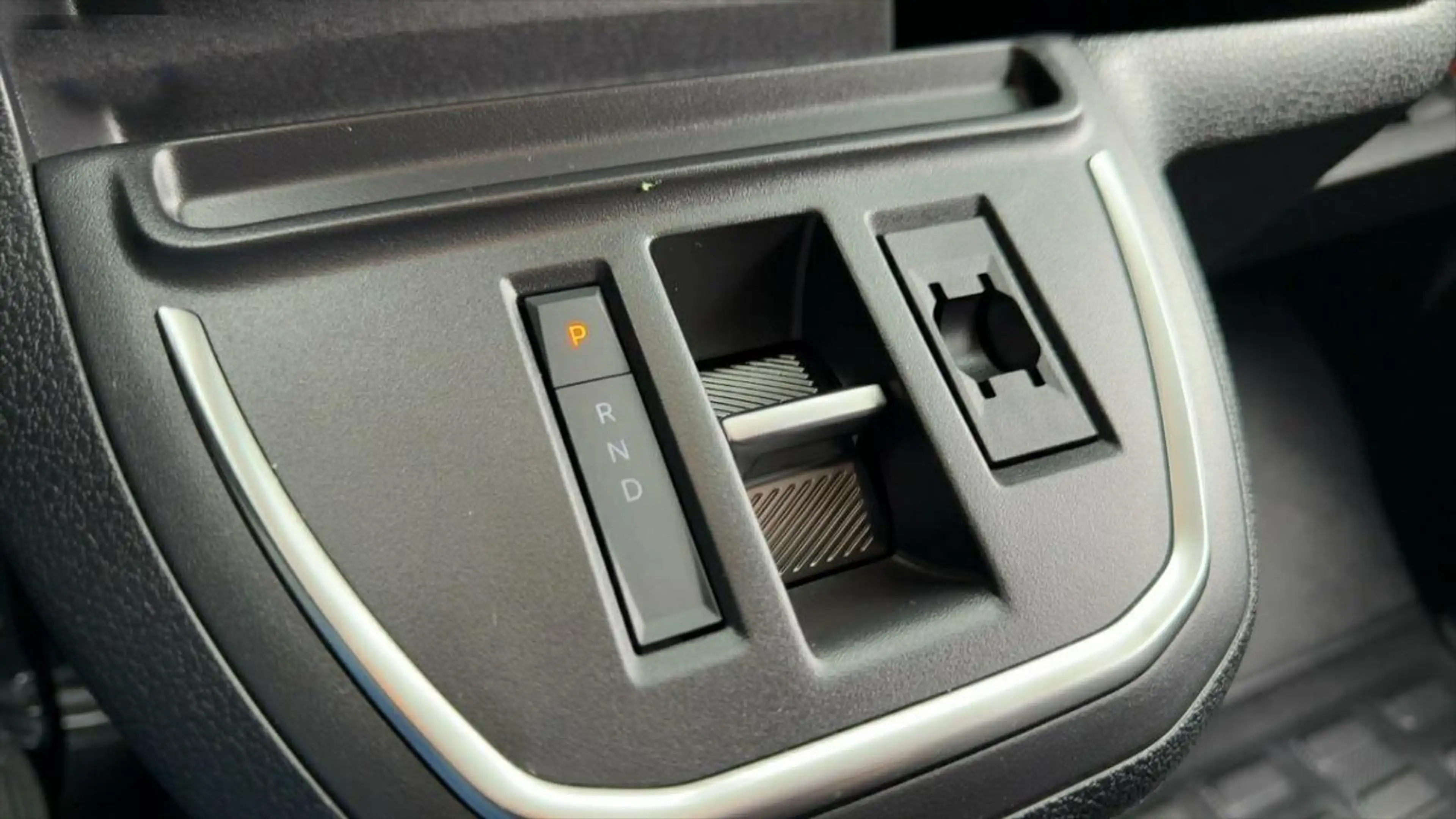 Citroen Spacetourer 2.2 BlueHDi 180 Autom Plus XL 8-Sitzer AHK KA LED Link LRH NAV NBA PDC RFK SHA Shz — photo 15
