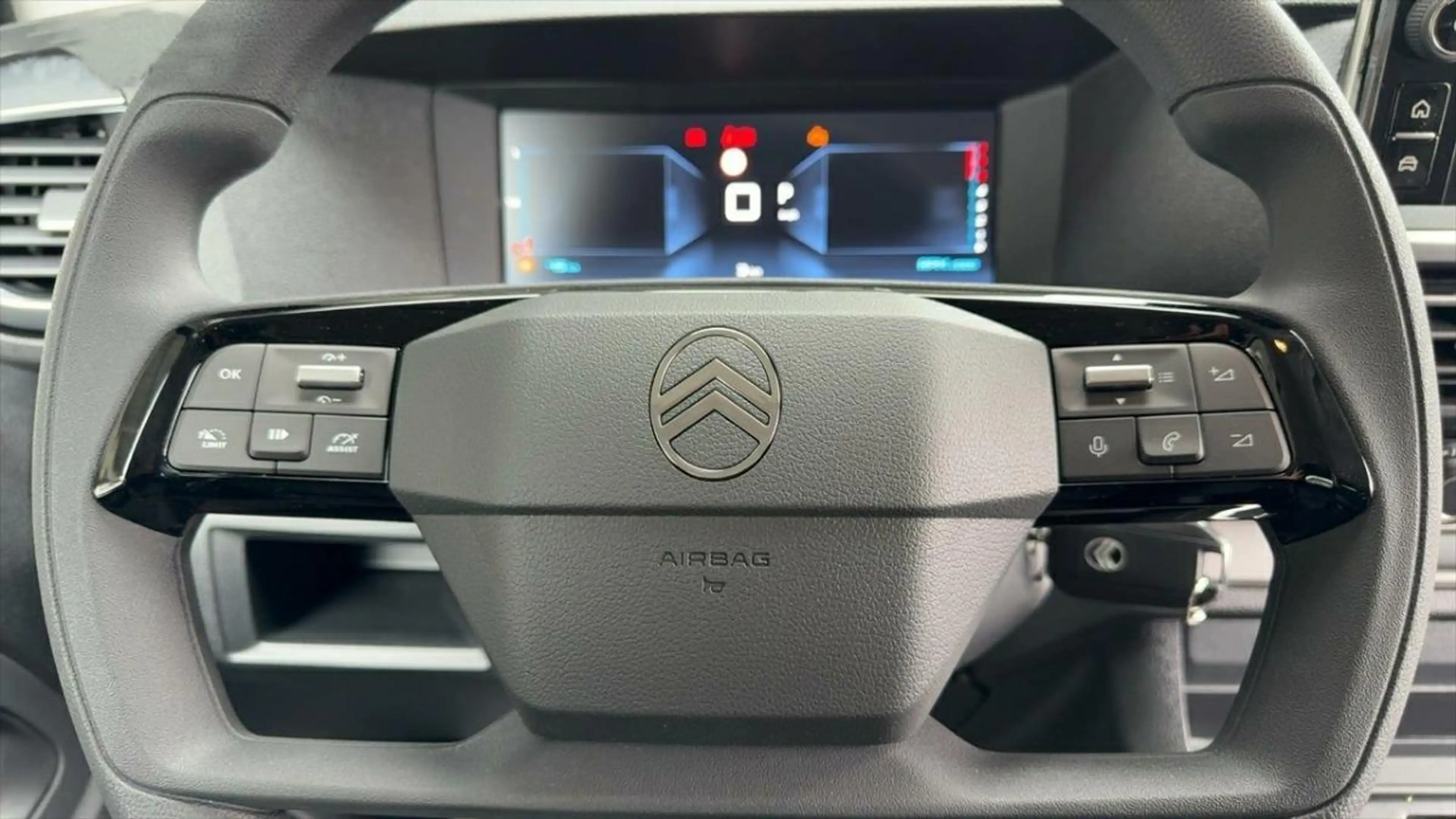 Citroen Spacetourer 2.2 BlueHDi 180 Autom Plus XL 8-Sitzer AHK KA LED Link LRH NAV NBA PDC RFK SHA Shz — photo 12