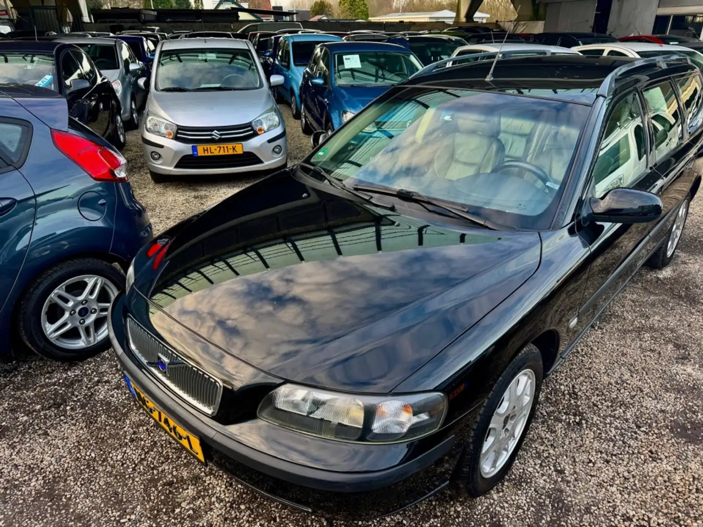 Volvo V70 2.4 T AWD Comf.L. Negru - 2