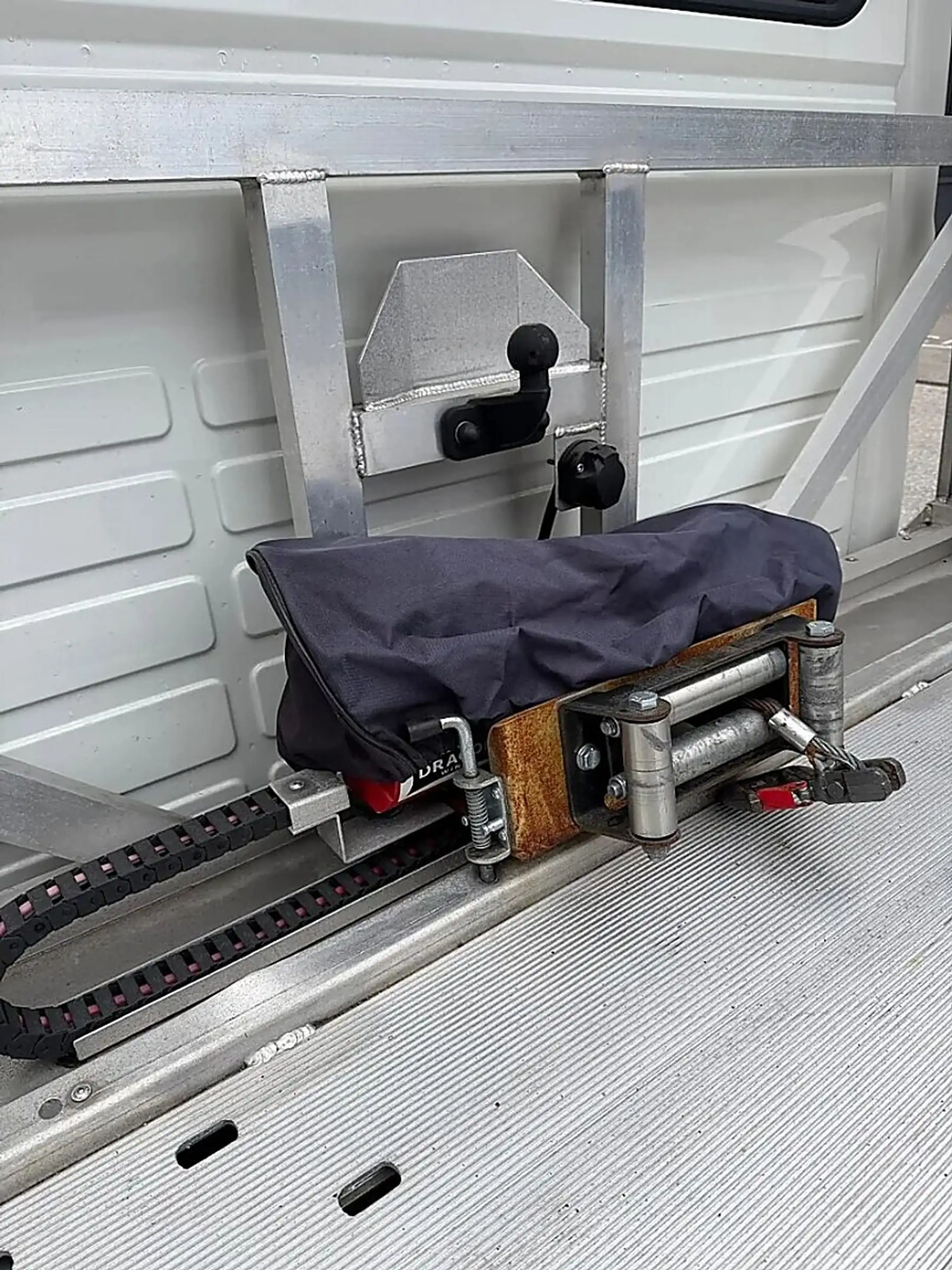 Citroen Jumper Jumper 35+ L4 BlueHDi 165 S&S — photo 5