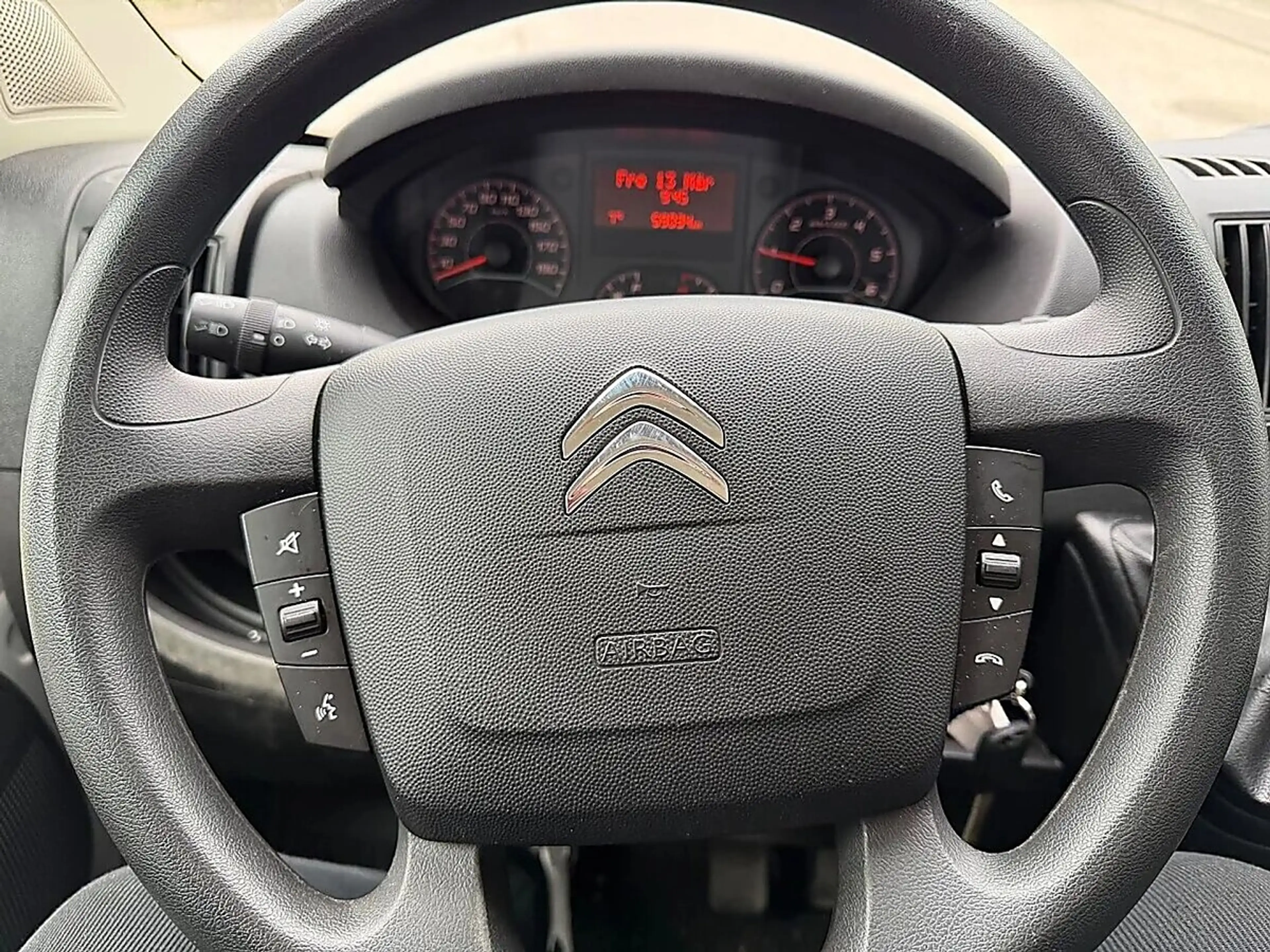 Citroen Jumper Jumper 35+ L4 BlueHDi 165 S&S — photo 10