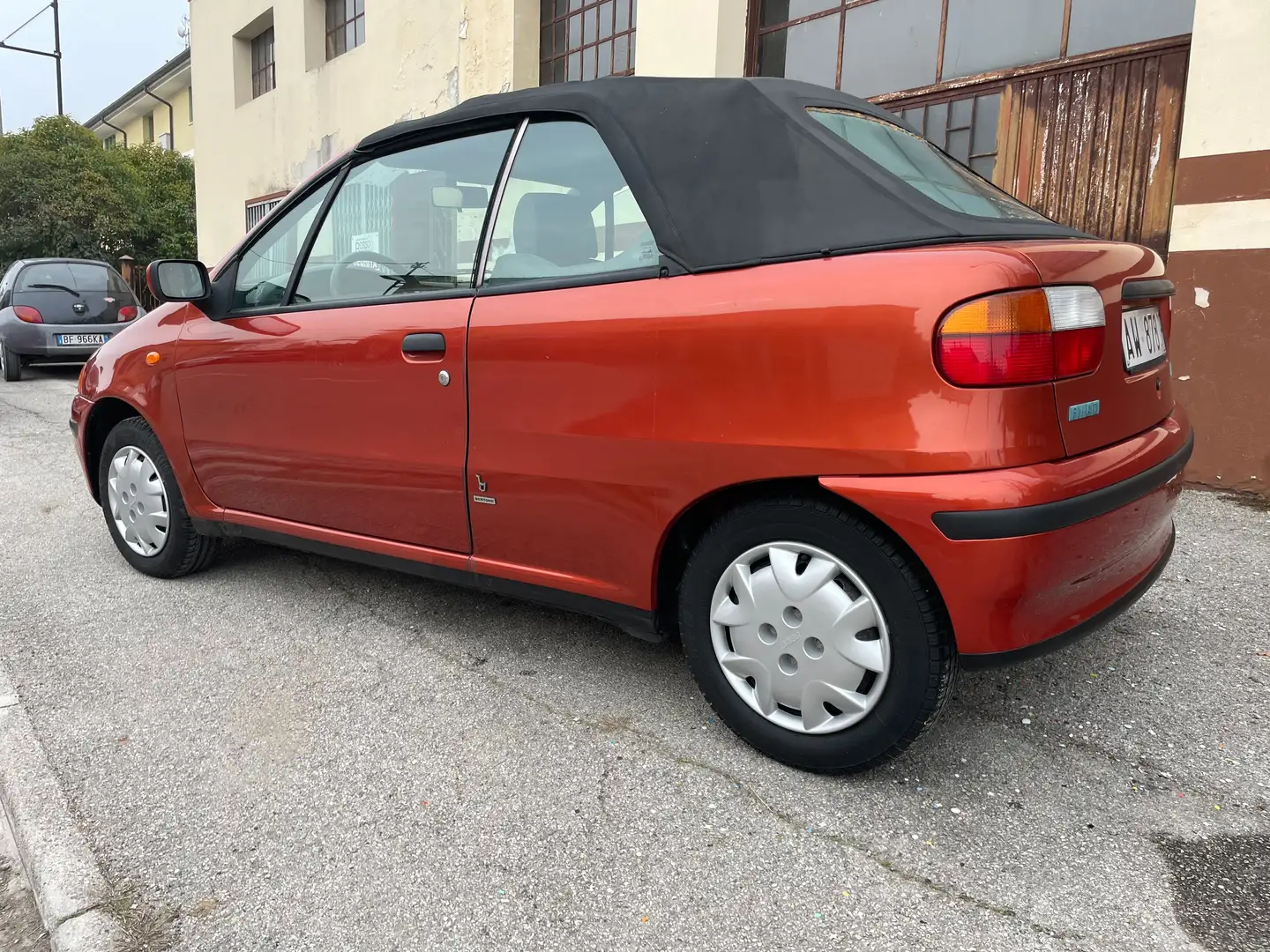 Fiat Punto Punto Cabrio 1.2 16v ELX Arancione - 2