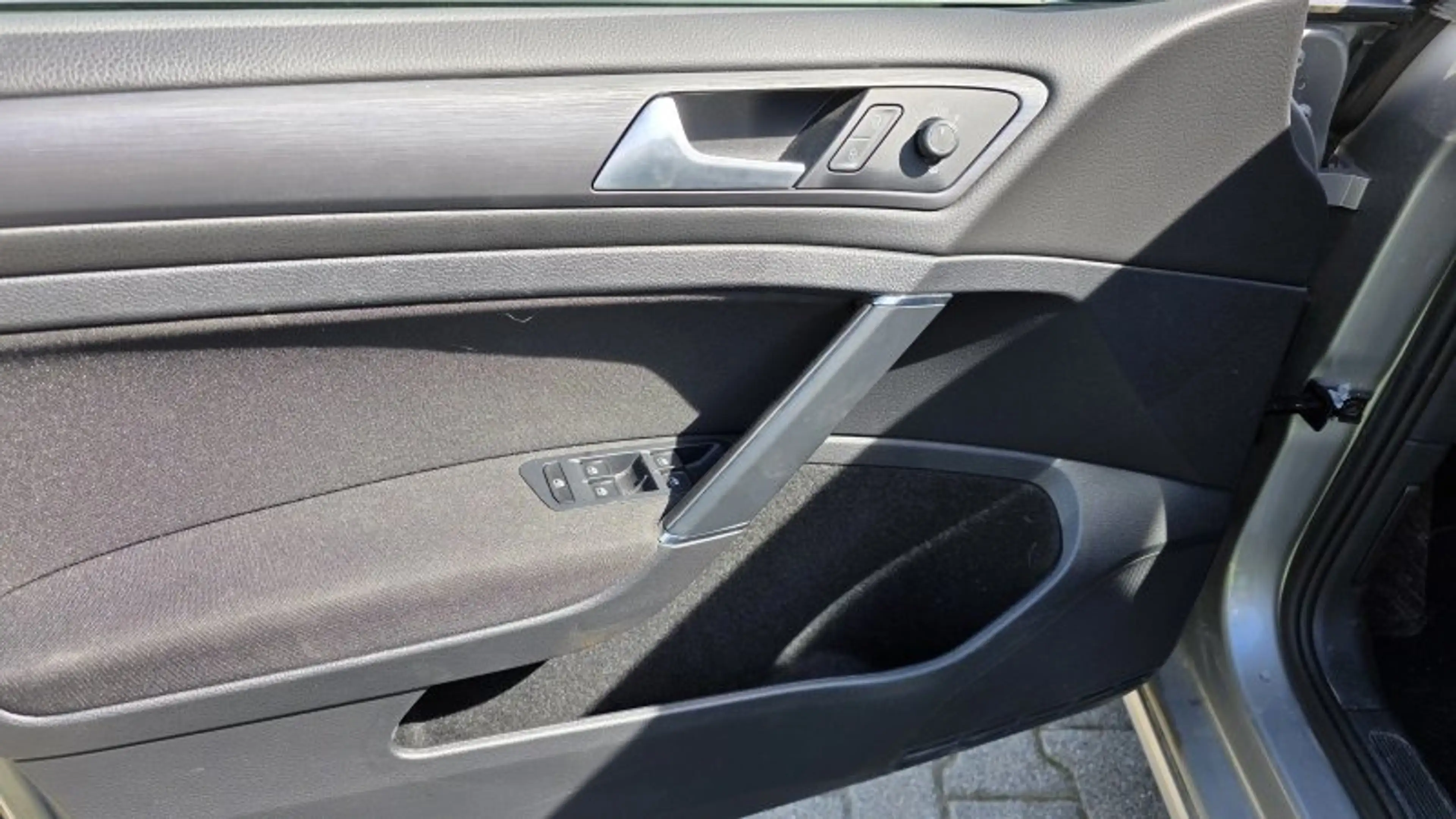 Volkswagen Golf VII Variant 1.0 TSI Comfortline DSG Navi ACC PDC S — photo 10