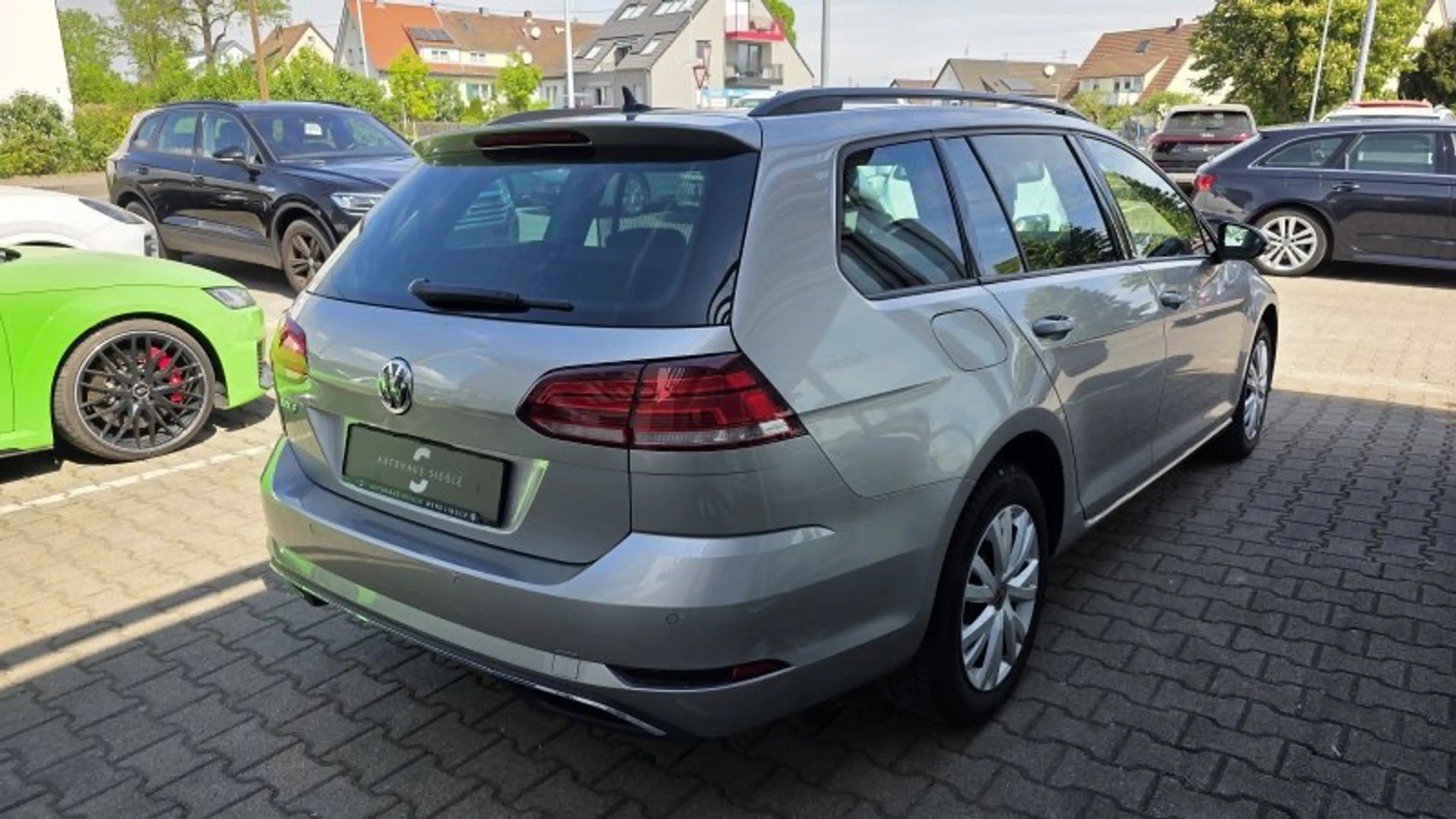 Volkswagen Golf VII Variant 1.0 TSI Comfortline DSG Navi ACC PDC S — photo 6
