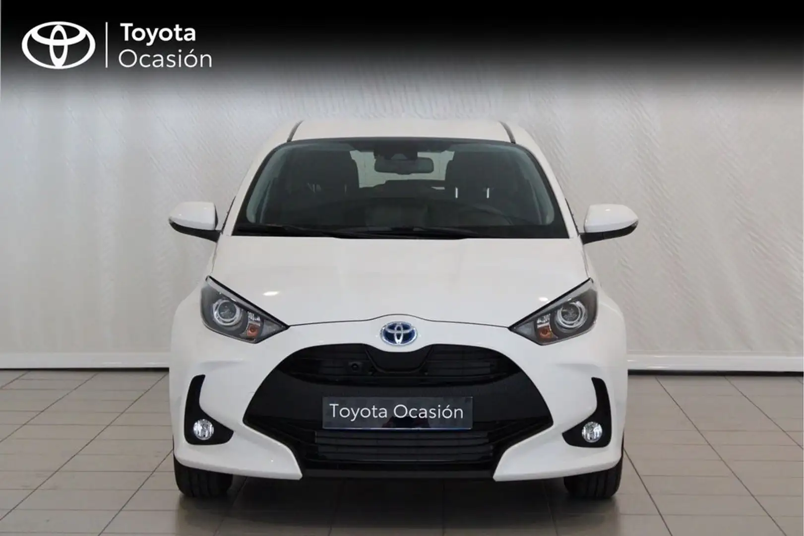 Toyota Yaris 1.5 120h Active Tech Blanc - 2