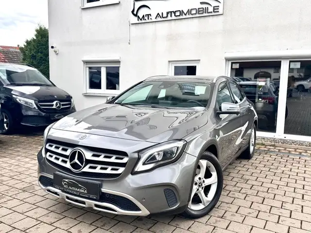 Mercedes-Benz GLA 200 *URBAN*TEMP*NAVI*PDC*KAMERA*LED*SHZ*BLUET